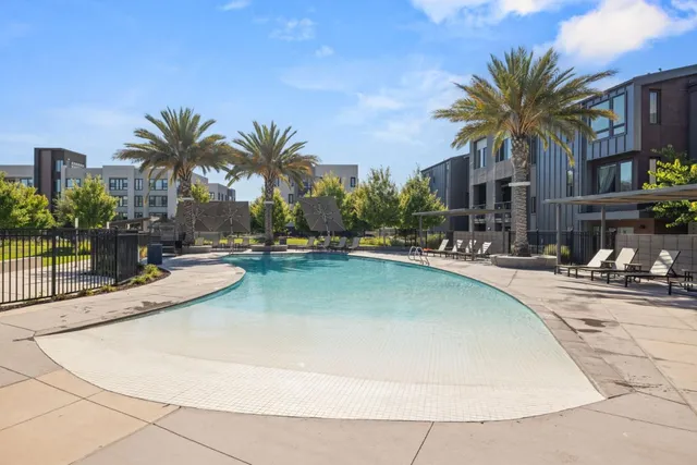 $1,198,000 | 45009 Challenge Common, Unit 301, Fremont, CA 94538
