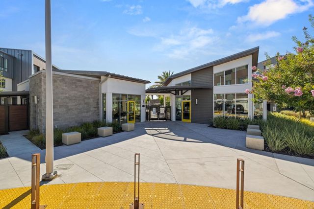 $1,198,000 | 45009 Challenge Common, Unit 301, Fremont, CA 94538