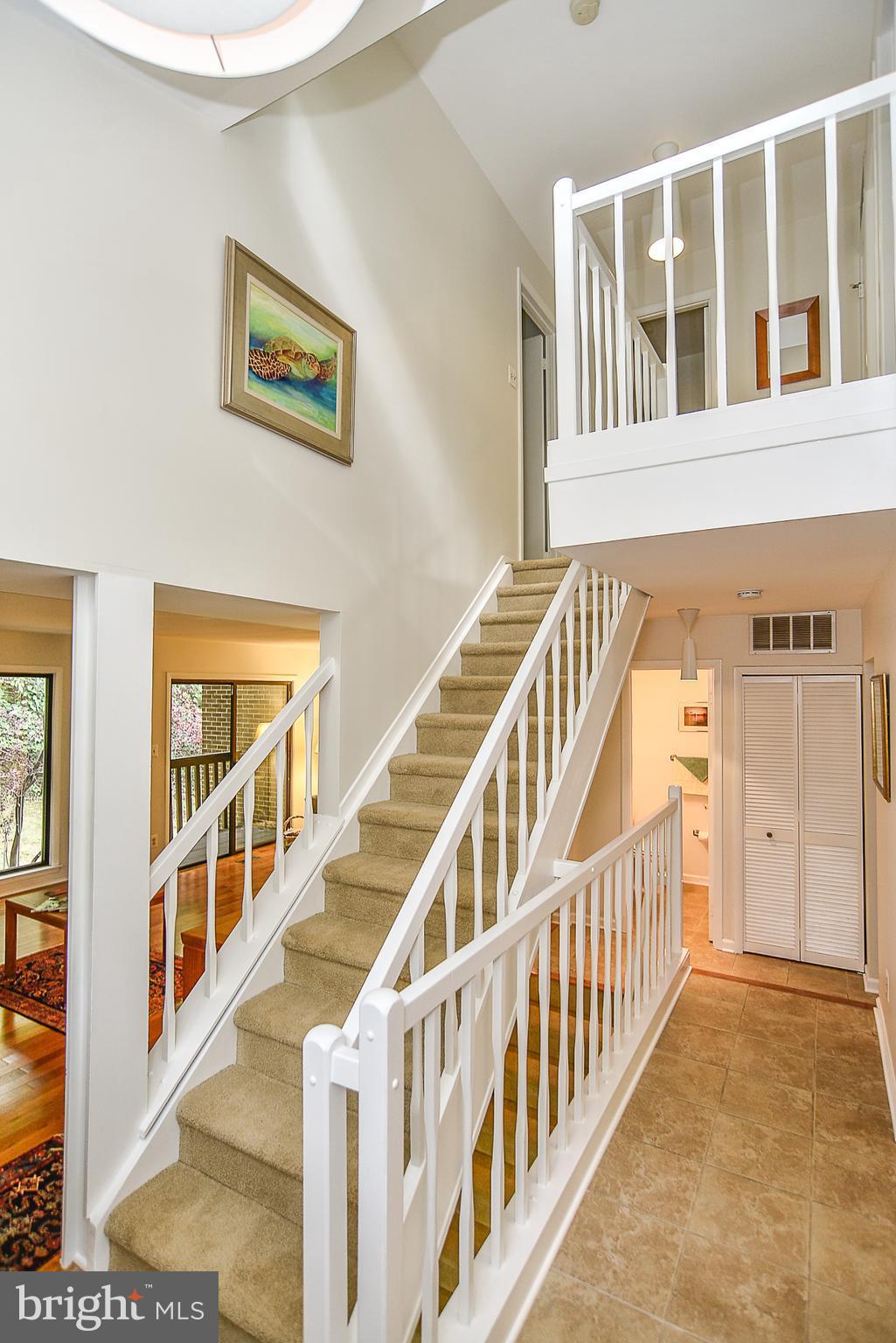 2001 Winged Foot Court Reston, VA 20191 - Photo 3 of 30 Foyer includes upgraded ceramic tile