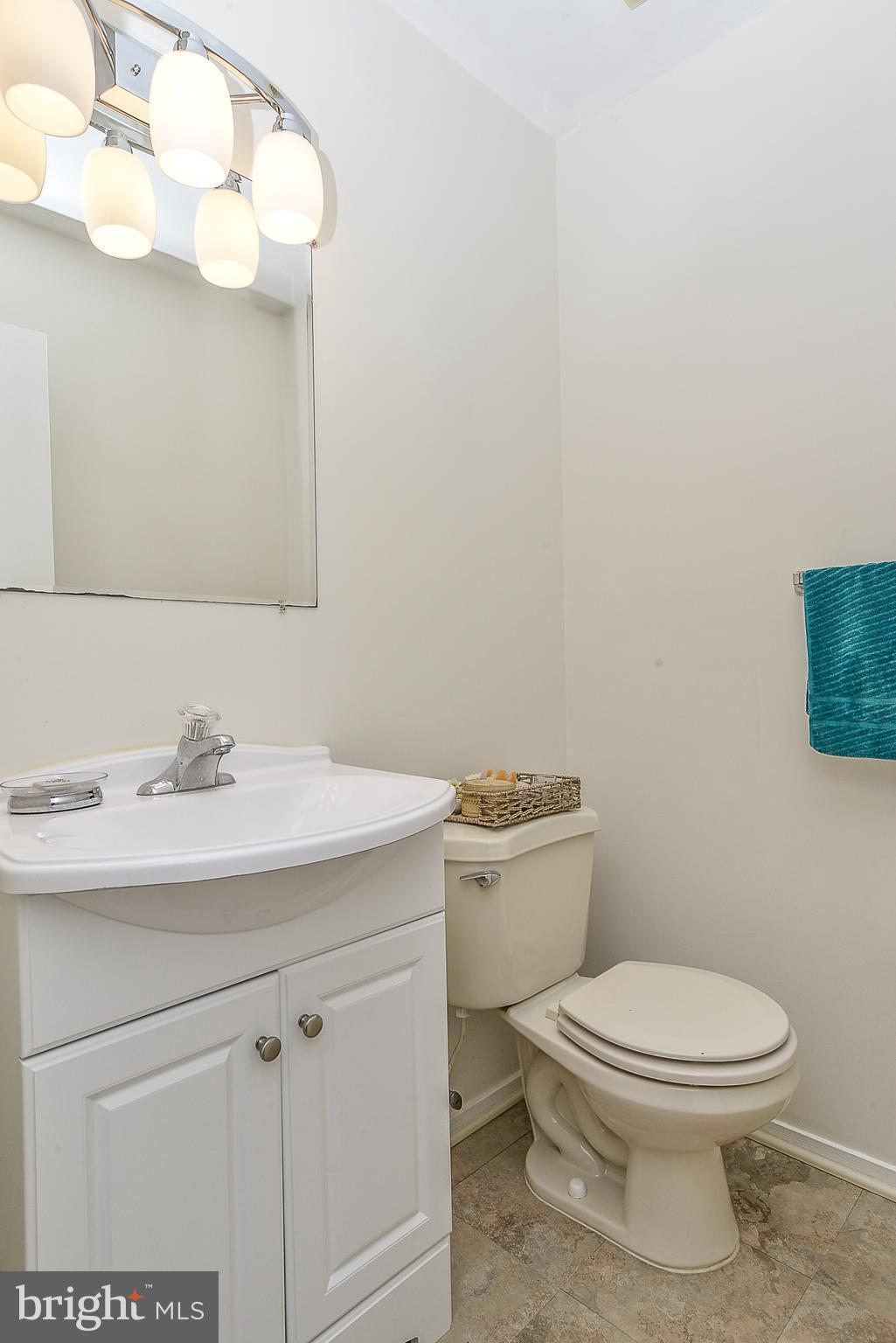 2001 Winged Foot Court Reston, VA 20191 - Photo 22 of 30 Half Bath 2