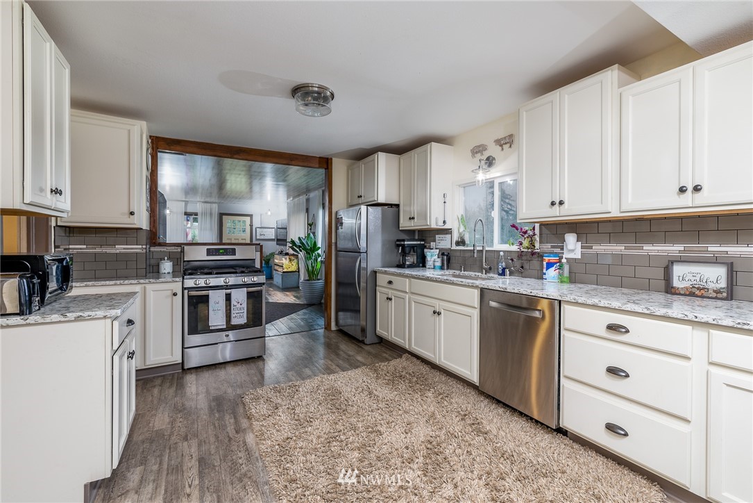 6275 Everson Goshen Road Everson, WA 98247 - Photo 9 of 31 Gallery Image 9