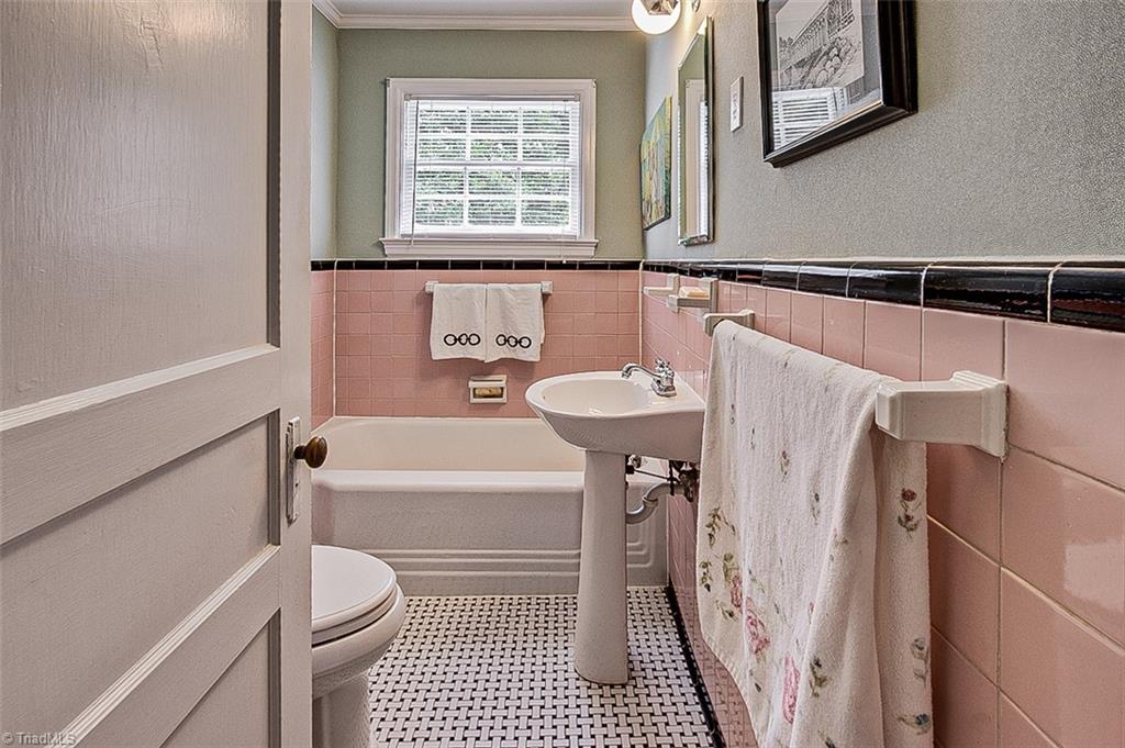 509 Cliff Road Asheboro, NC 27203 - Photo 14 of 23 Gallery Image 14