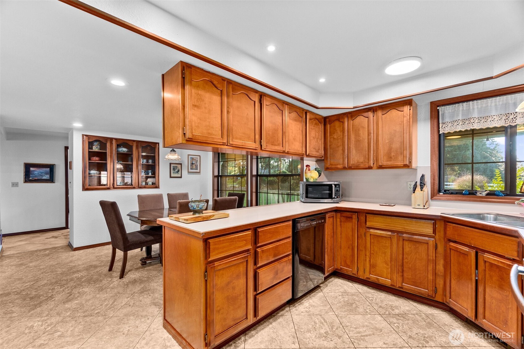 7842 Diagonal Road Southeast Olympia, WA 98501 - Photo 12 of 38