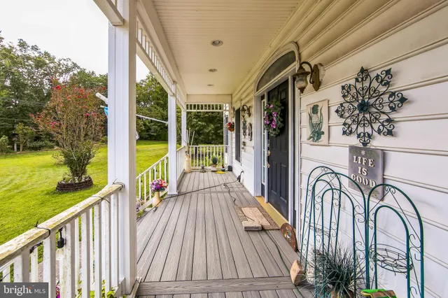a view of a large building
