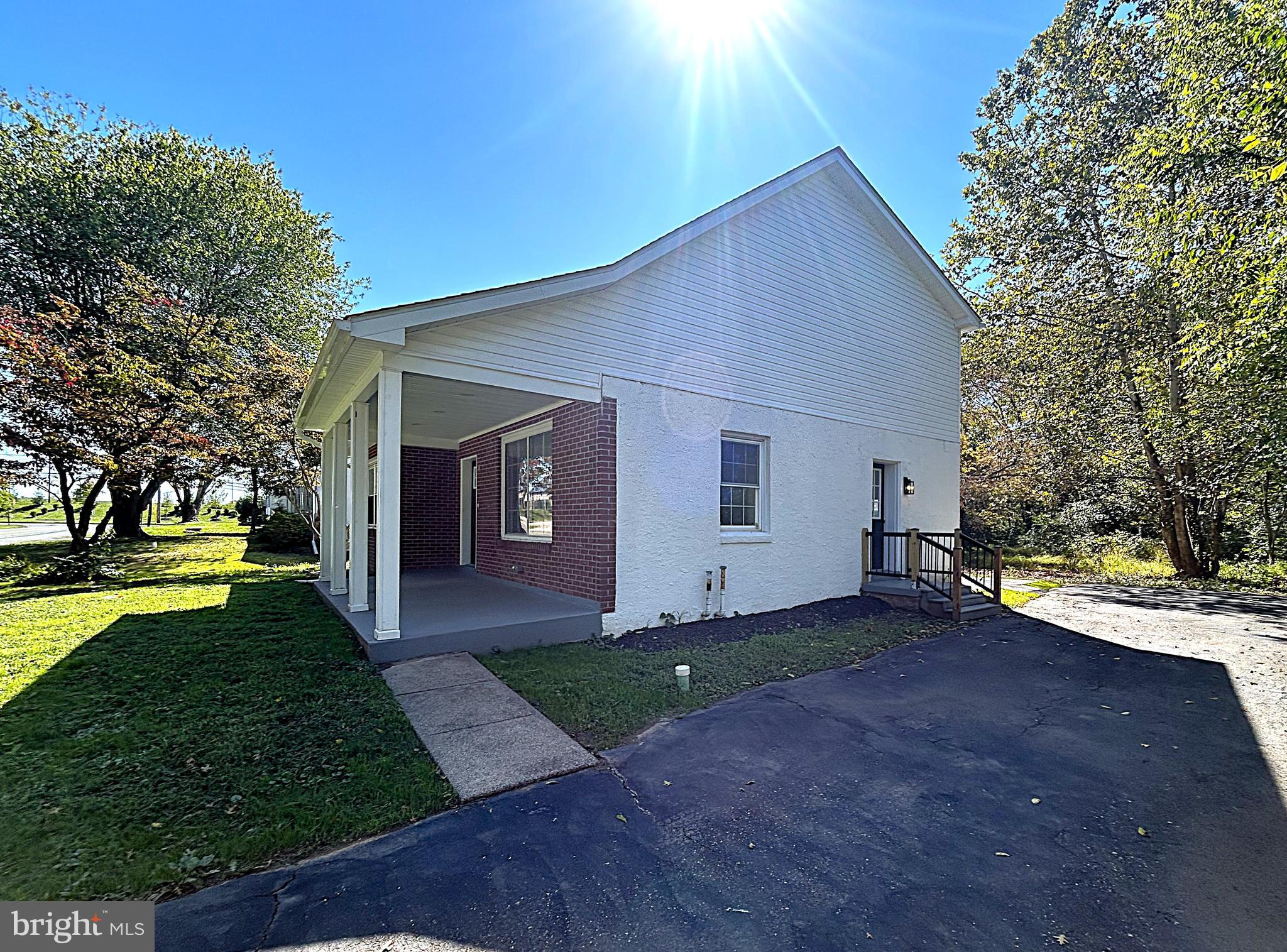 62 Reifsnyder Road Royersford, PA 19468 - Photo 3 of 32