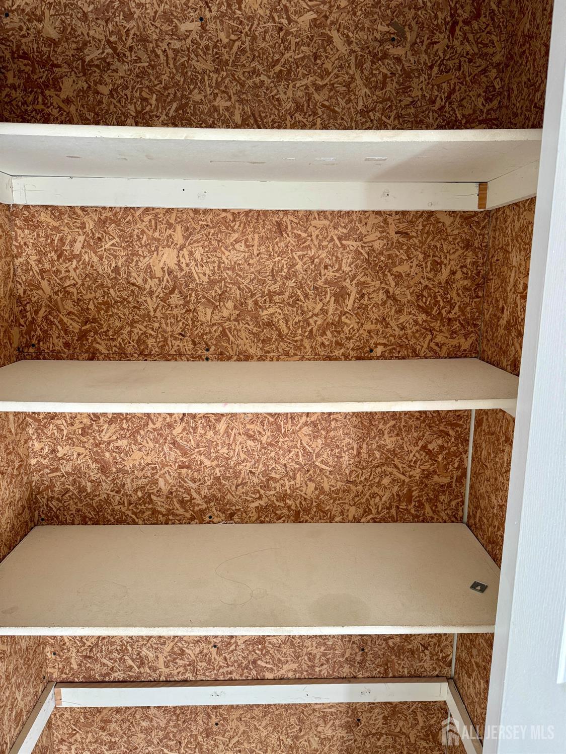 809 Woodhaven Drive Edison, NJ 08817 - Photo 13 of 18