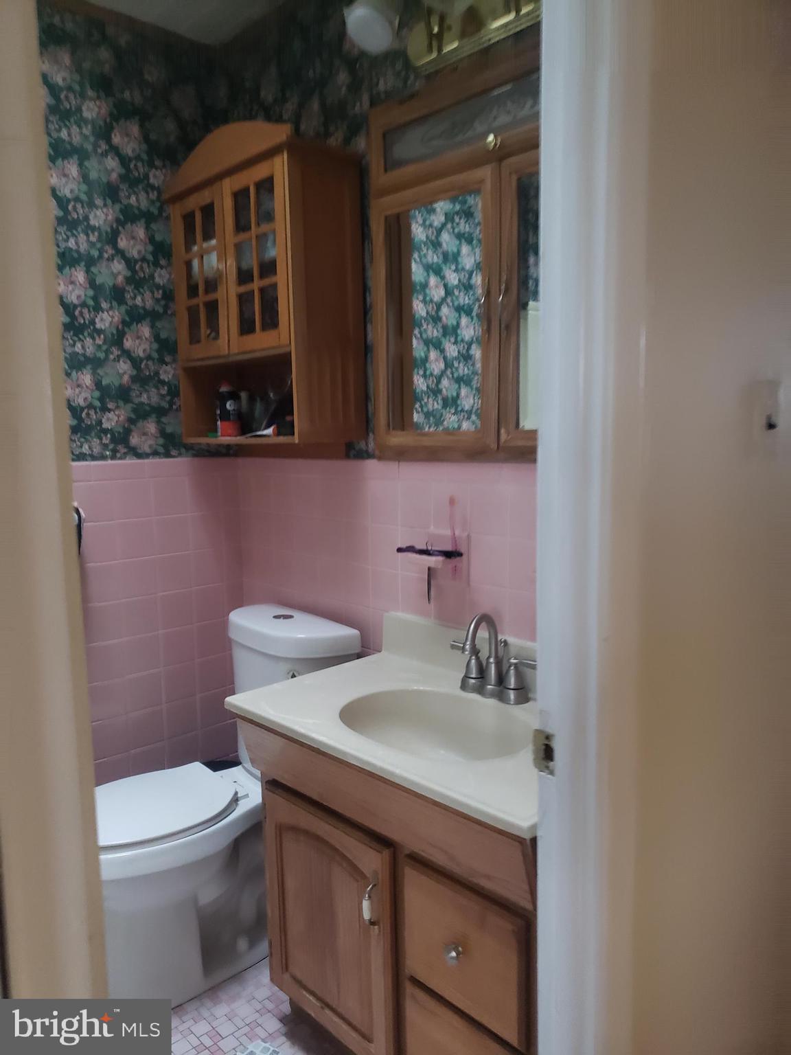 11872 Basile Road Philadelphia, PA 19154 - Photo 15 of 27 Gallery Image 15
