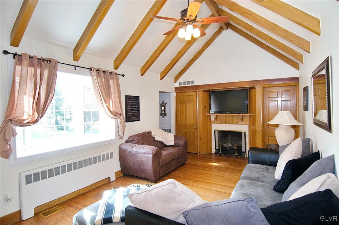 239 East Macada Road Bethlehem, PA 18017 - Photo 2 of 33 Gallery Image 2