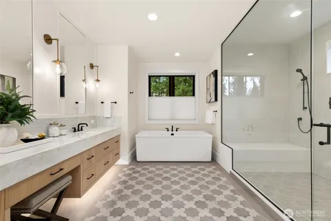 $7,250,000 | 10630 Southeast 22nd Street, Bellevue, WA 98004