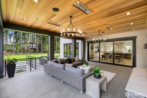 $7,250,000 | 10630 Southeast 22nd Street, Bellevue, WA 98004