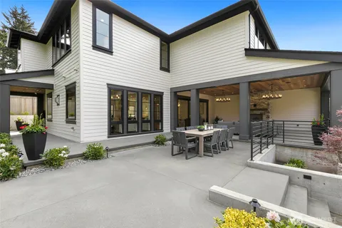 $7,250,000 | 10630 Southeast 22nd Street, Bellevue, WA 98004
