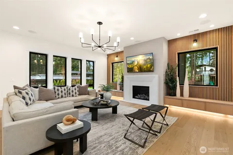 $7,250,000 | 10630 Southeast 22nd Street, Bellevue, WA 98004