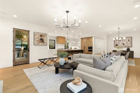 $7,250,000 | 10630 Southeast 22nd Street, Bellevue, WA 98004