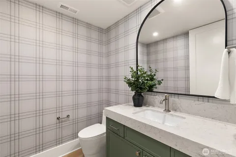 $7,250,000 | 10630 Southeast 22nd Street, Bellevue, WA 98004