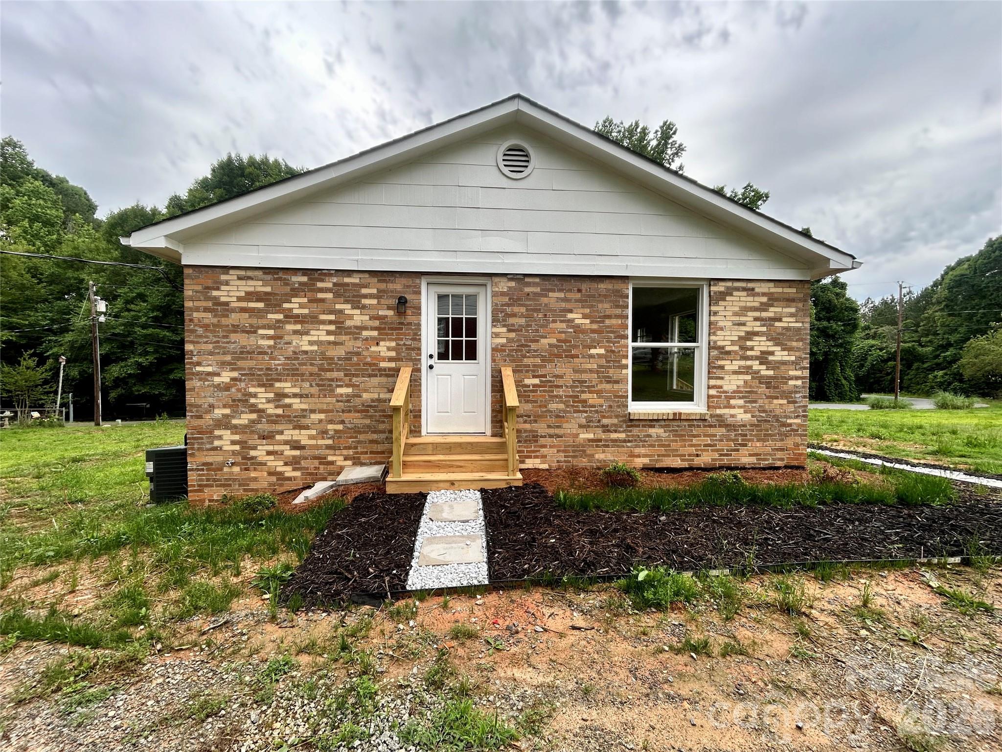 400 Ponderosa Road, Unit 14 Stanley, NC 28164 - Photo 5 of 19