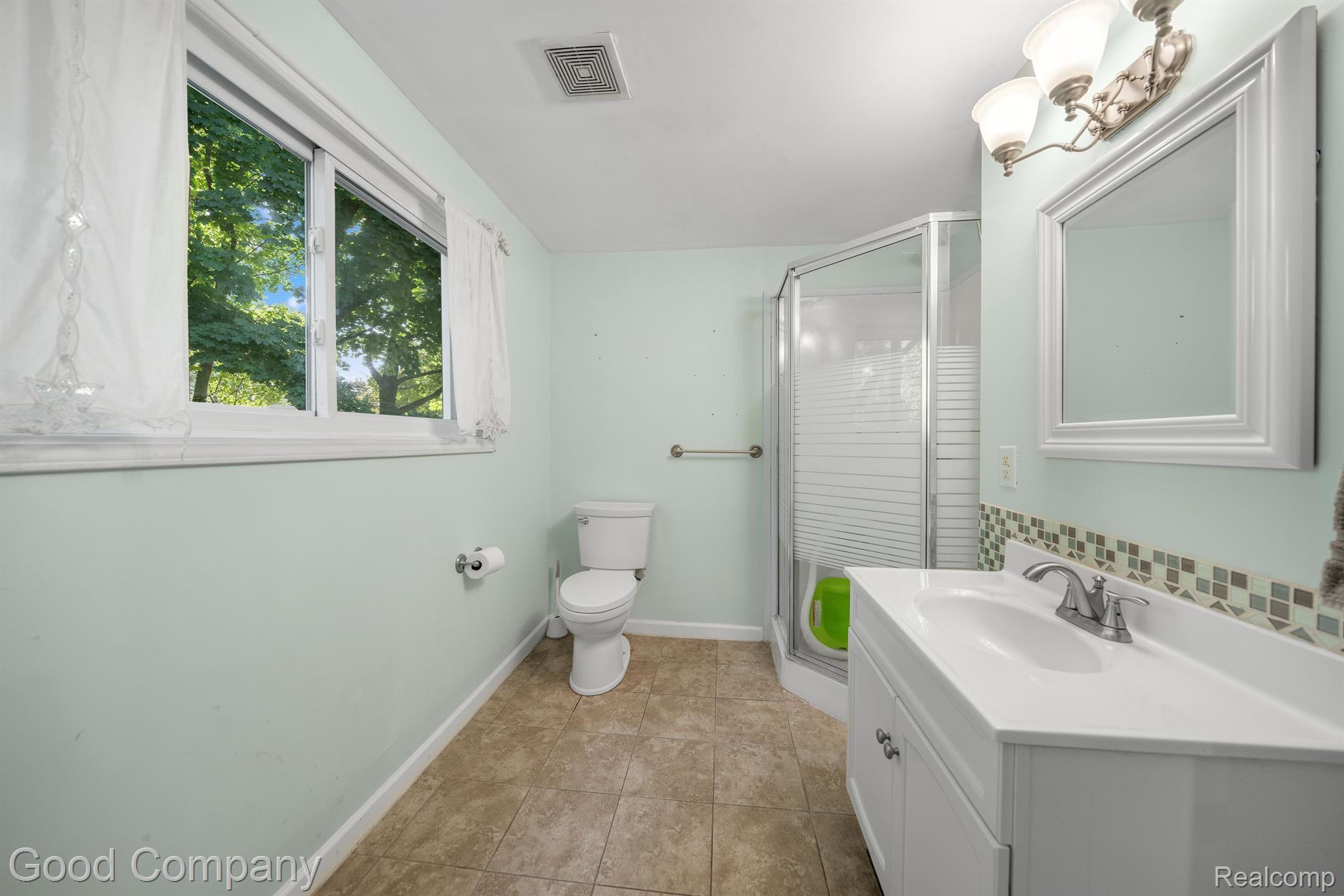 5100 Drayton Road Clarkston, MI 48346 - Photo 19 of 34 Gallery Image 19