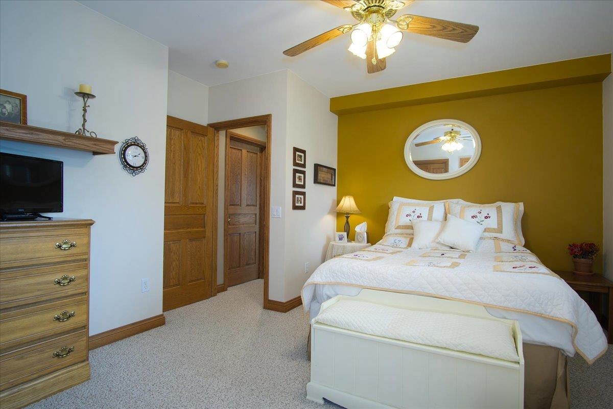 2308 Dynes Way Sun Prairie, WI 53590 - Photo 37 of 69