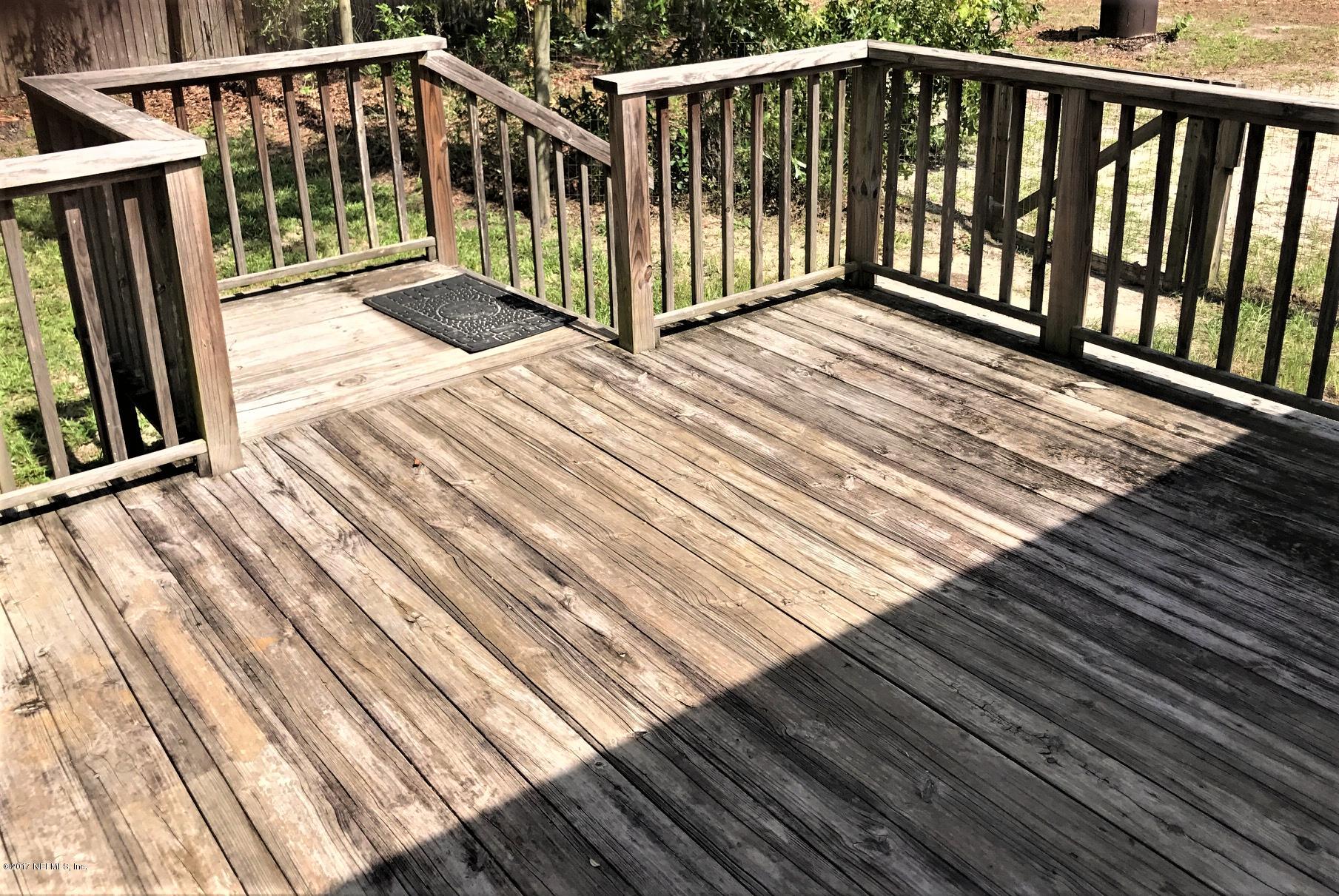 2073 Blue Knoll Road Middleburg, FL 32068 - Photo 13 of 20 WOODEN BACK DECK