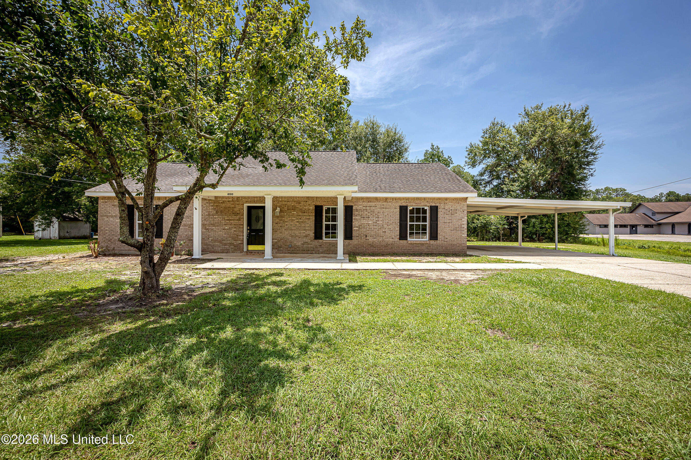 8100 Ocean Springs Road Ocean Springs, MS 39564 - Photo 1 of 46 IMG_5228