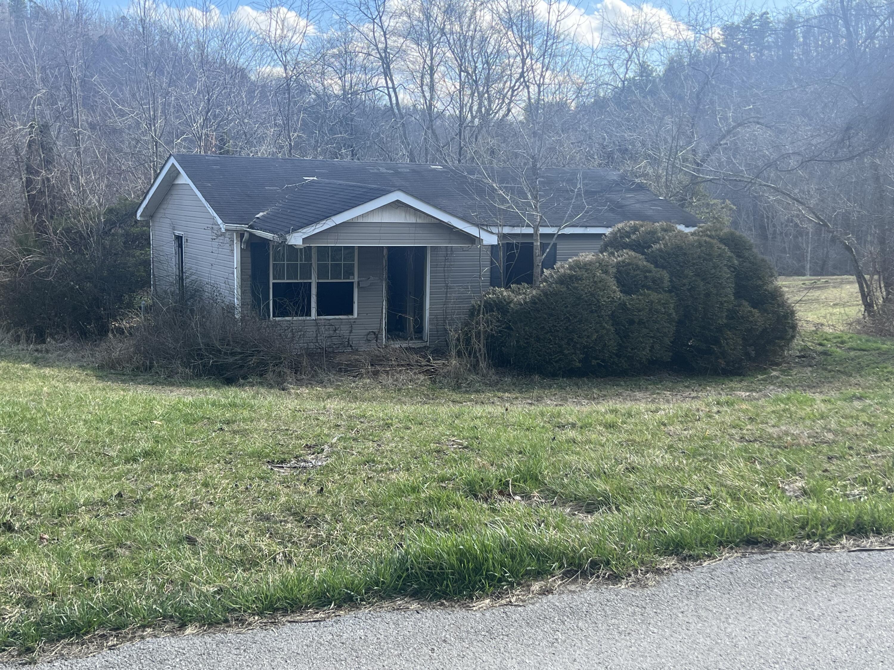 1651 Robinson Creek Road Manchester, KY 40962 - Photo 1 of 9 IMG_7554