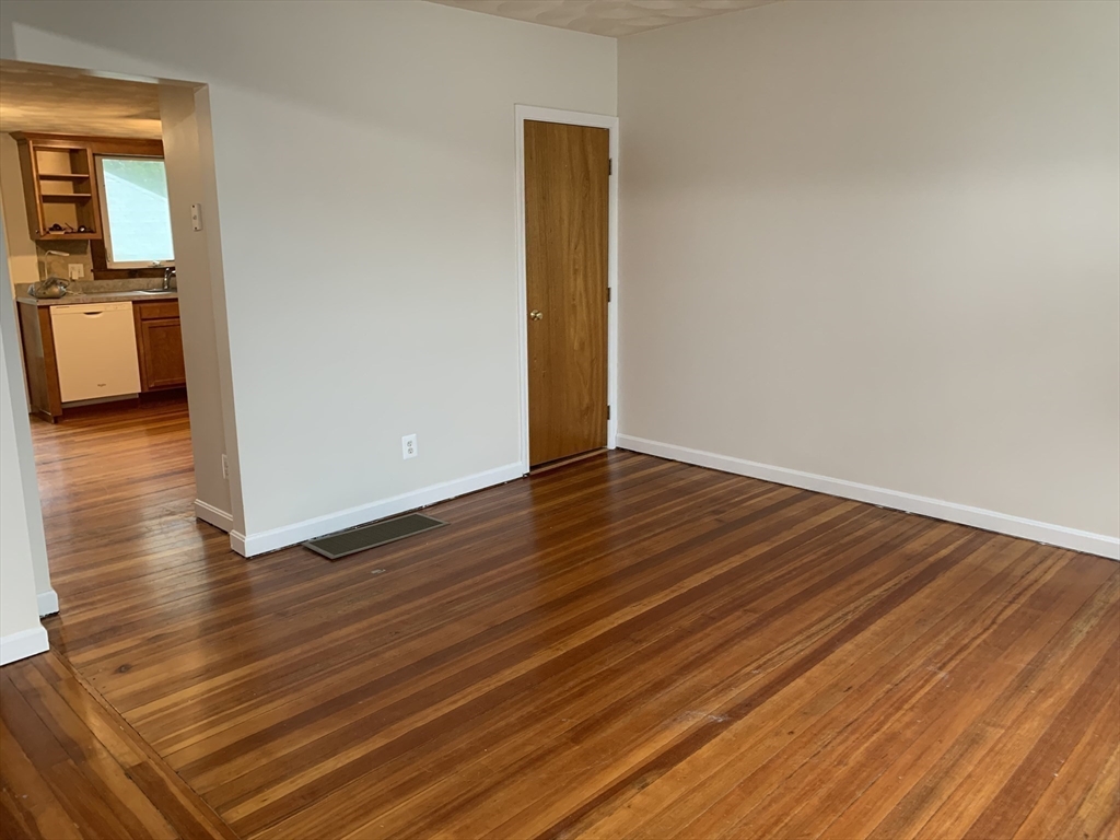 62 Cutter Street, Unit A Waltham, MA 02453 - Photo 7 of 16