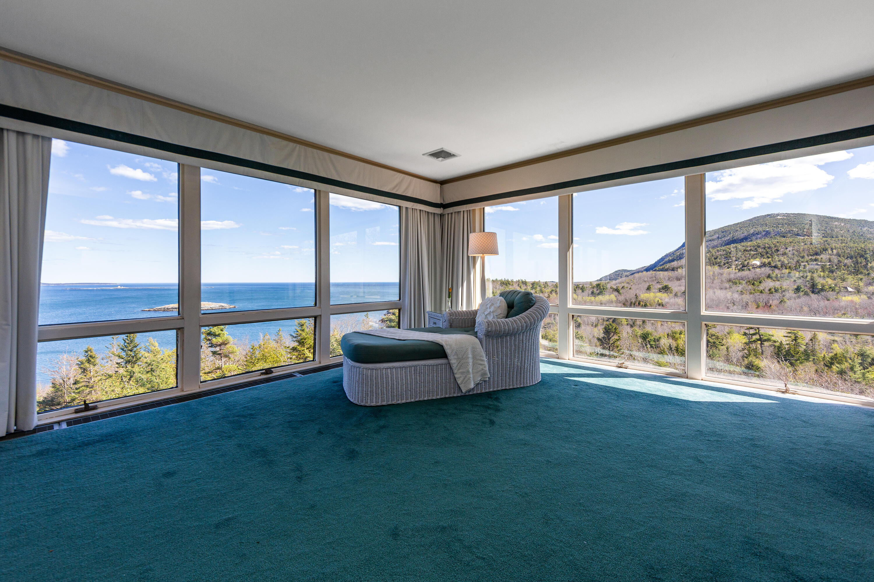 18 Greenway Court Bar Harbor, ME 04609 - Photo 24 of 33 18-Greenway-Interior-21