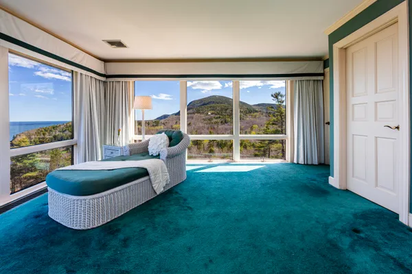 $5,950,000 | 18 Greenway Court, Bar Harbor, ME 04609