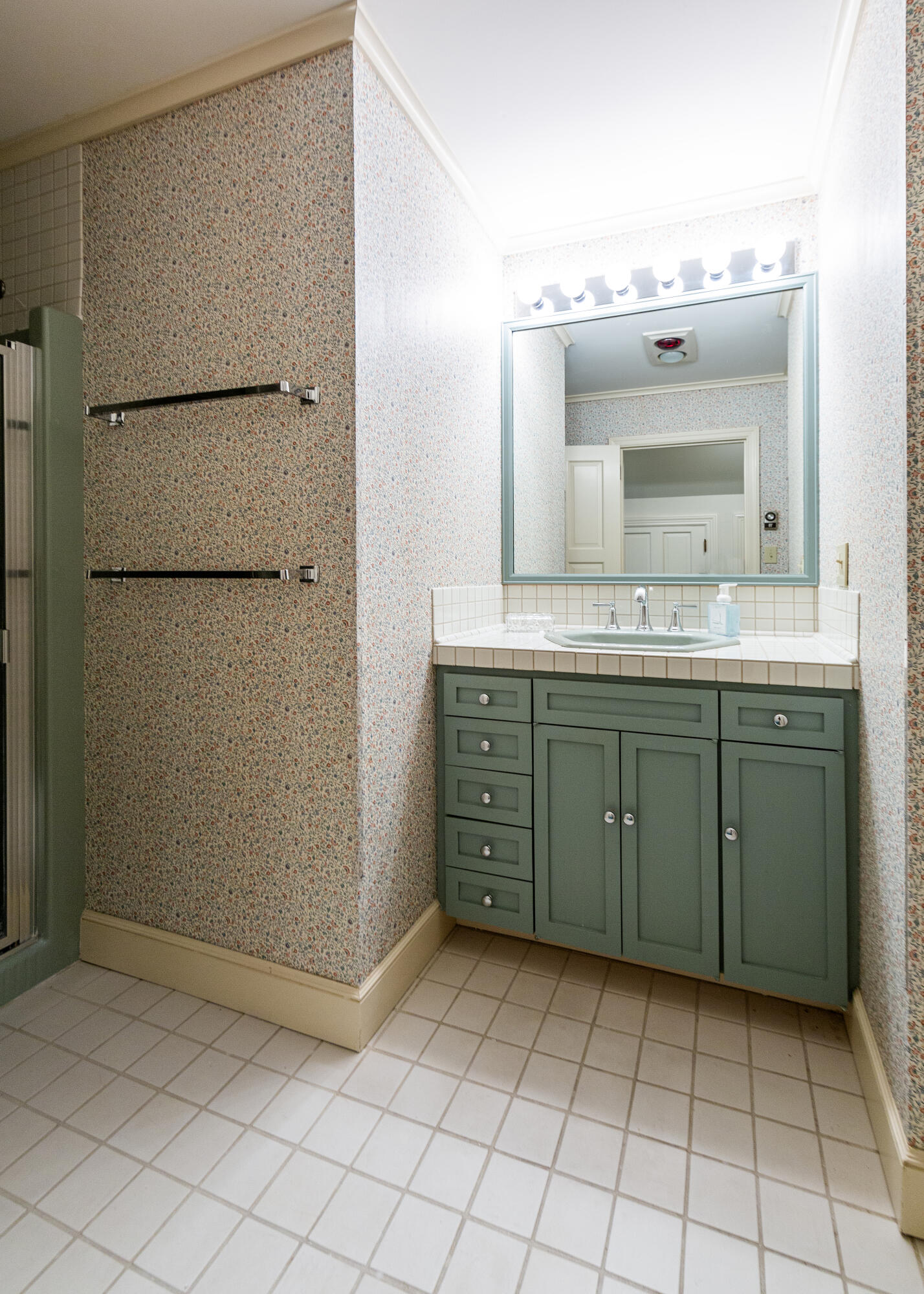 18 Greenway Court Bar Harbor, ME 04609 - Photo 32 of 33 18-Greenway-Interior-26