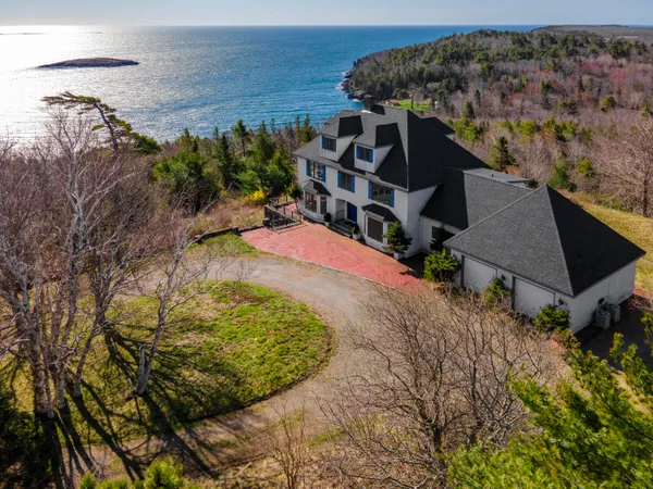 $5,950,000 | 18 Greenway Court, Bar Harbor, ME 04609