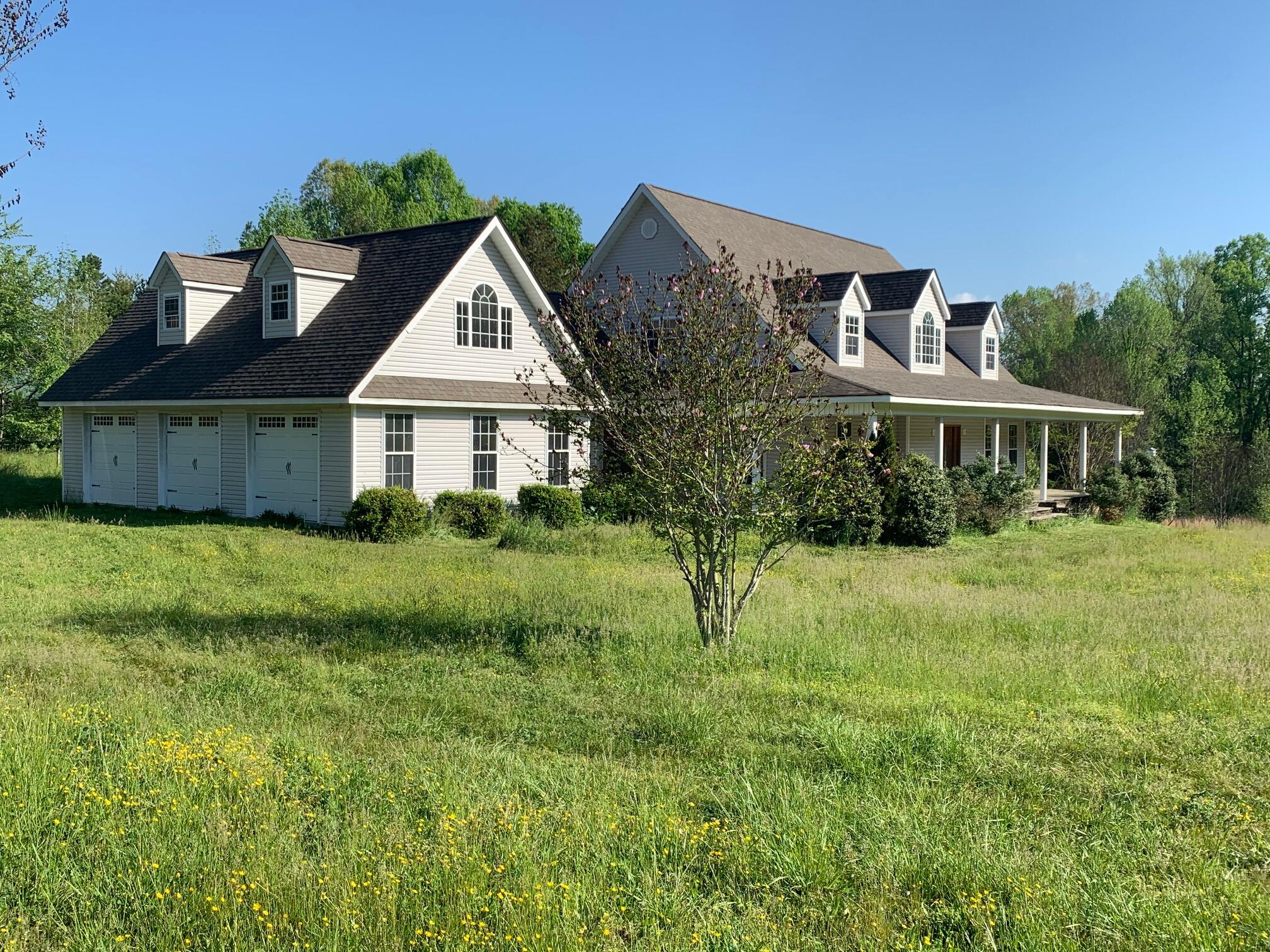 330 Mahoney Road Oliver Springs, TN 37840 - Photo 3 of 32 IMG_1148