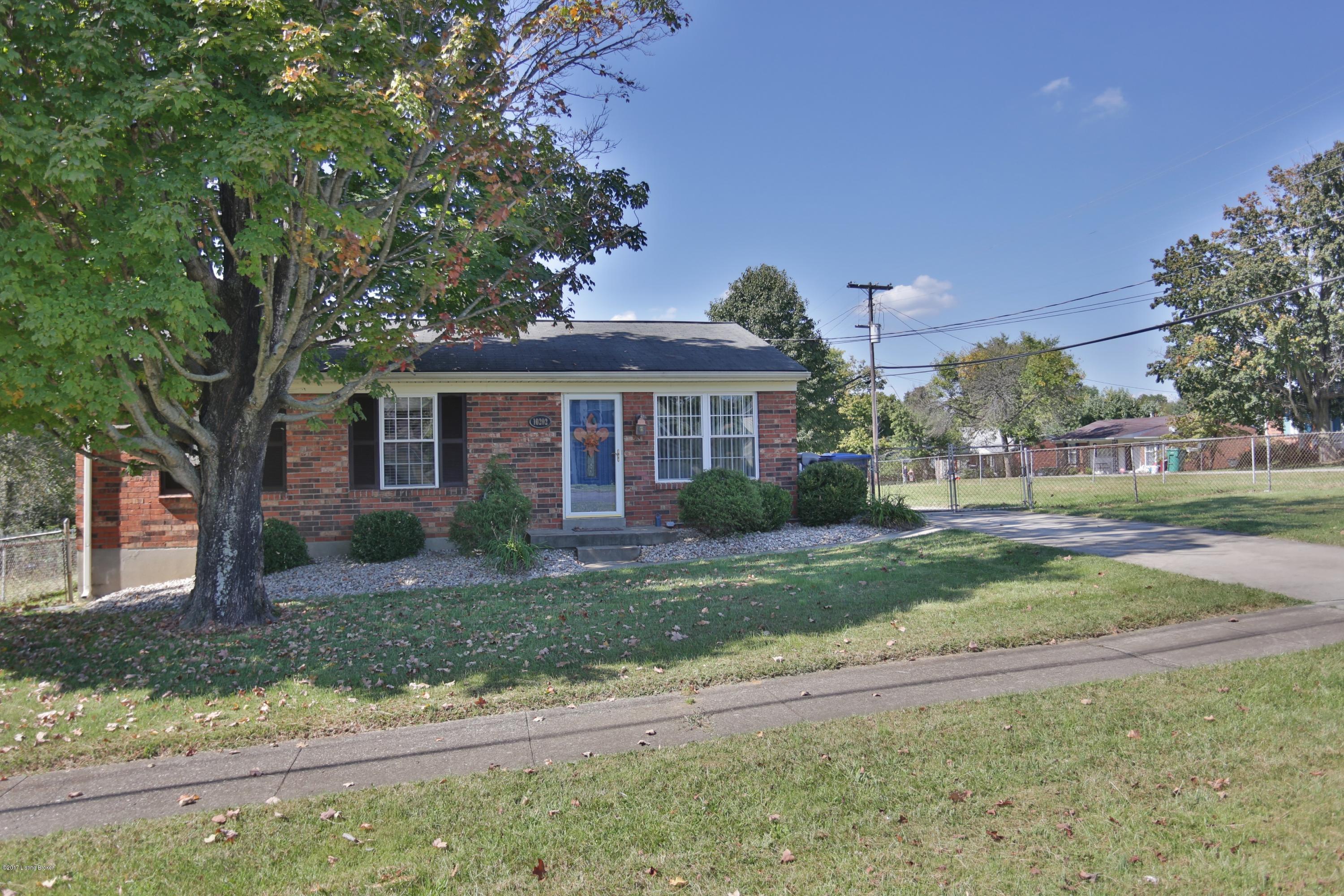 10202 Rod N Reel Road Louisville, KY 40229 - Photo 30 of 31 29