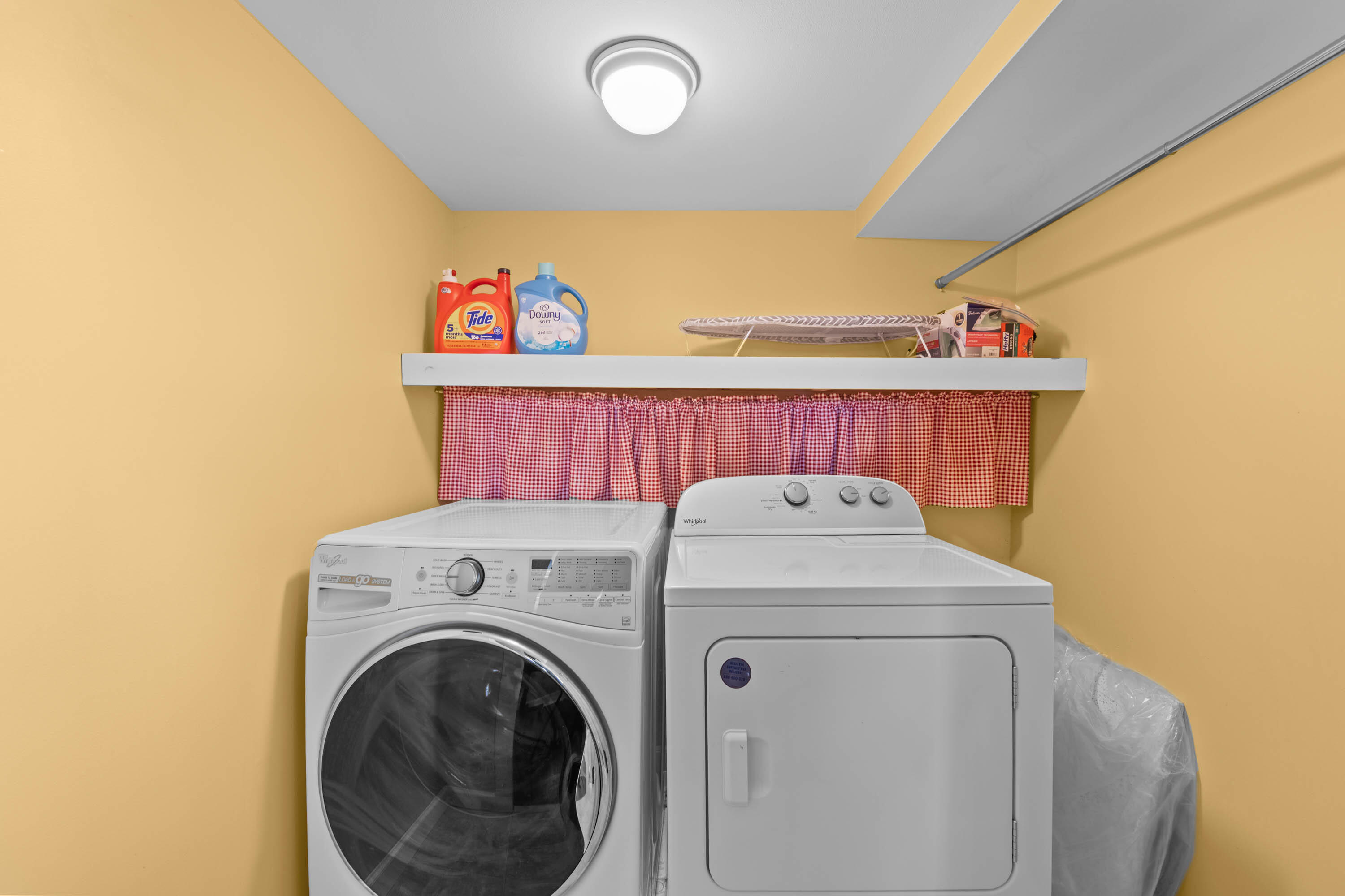 998 Lewiston Road West Gardiner, ME 04345 - Photo 29 of 41 laundry