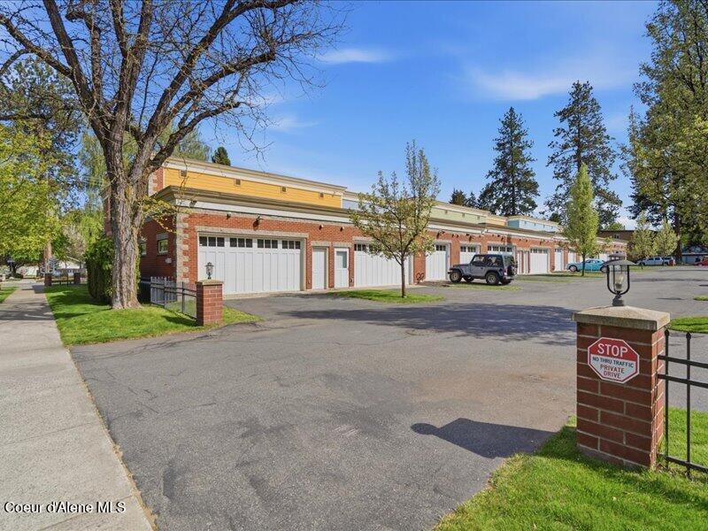 303 South 11th Street Coeur D'Alene, ID 83814 - Photo 29 of 33 31-303 S 11th St_RedHogMedia