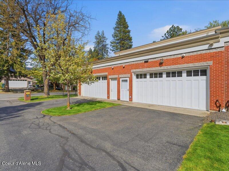 303 South 11th Street Coeur D'Alene, ID 83814 - Photo 30 of 33 33-303 S 11th St_RedHogMedia