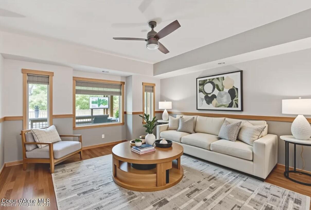 303 South 11th Street Coeur D'Alene, ID 83814 - Photo 5 of 19 Living Rm