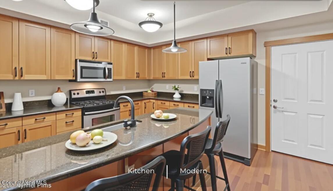 303 South 11th Street Coeur D'Alene, ID 83814 - Photo 8 of 19 Staged Pic