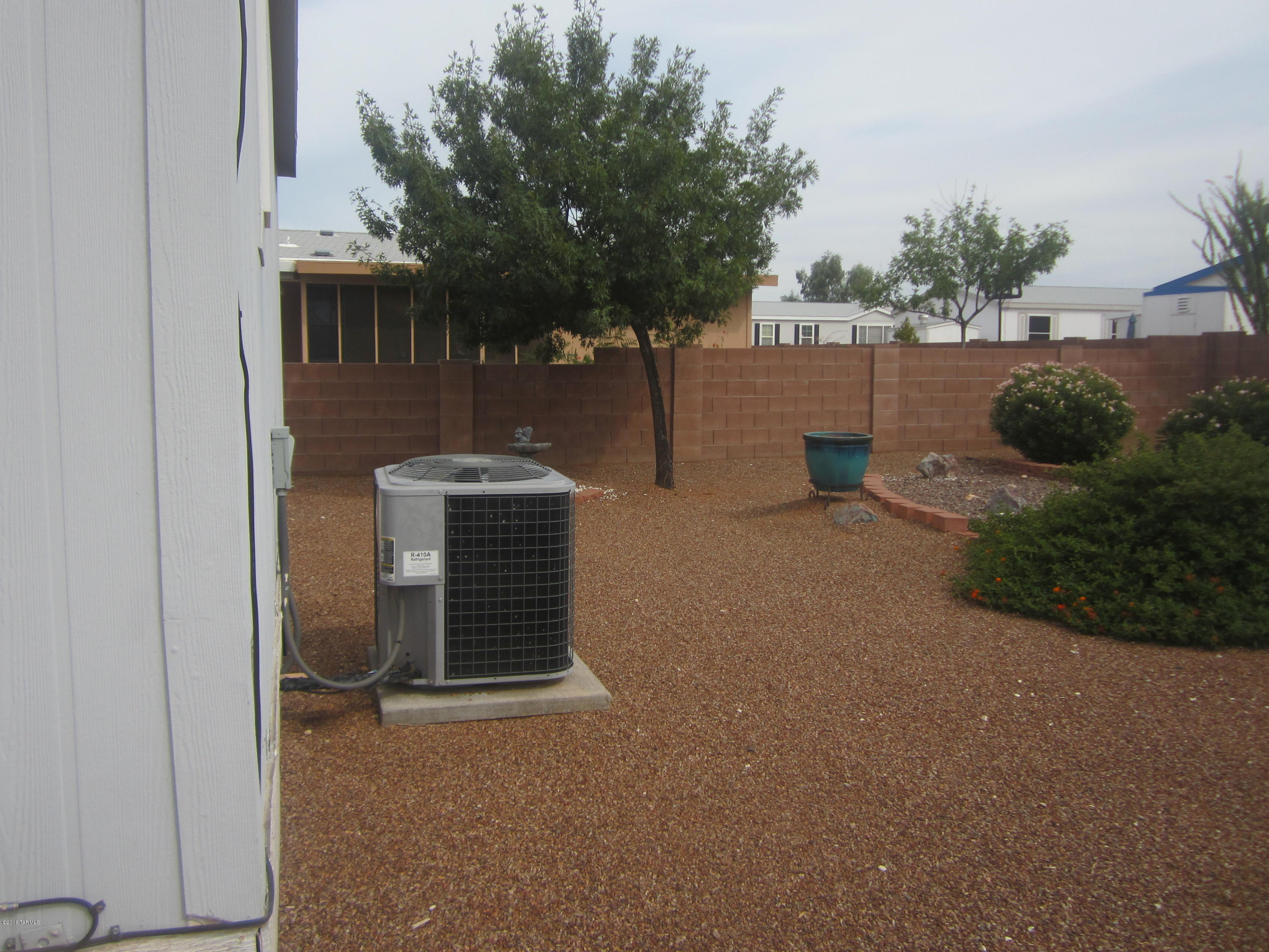 6066 East Window Ridge Lane Tucson, AZ 85756 - Photo 3 of 14 Gallery Image 3