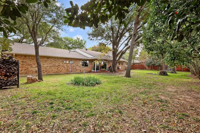 $479,900 | 2100 Fairfax Road, Denton, TX 76205