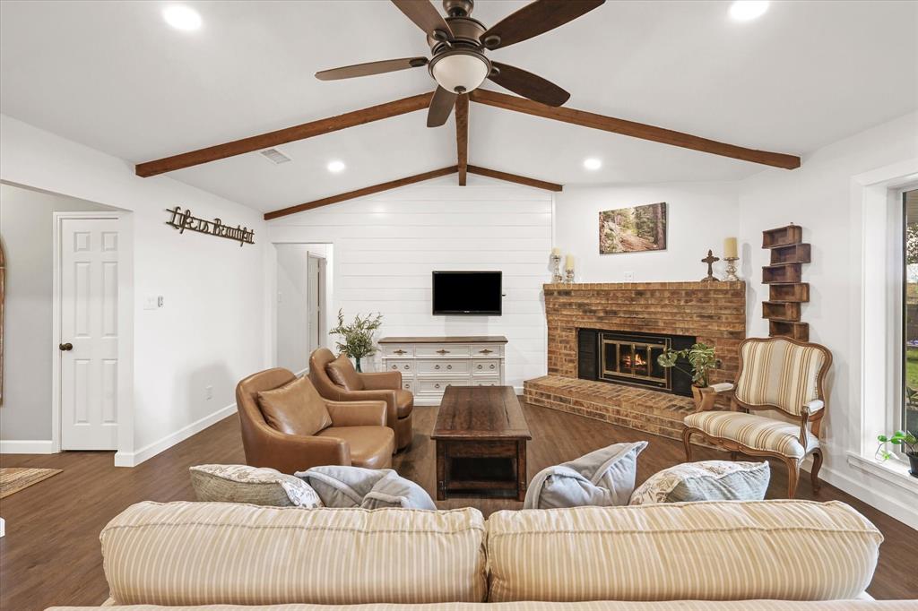 2100 Fairfax Road Denton, TX 76205 - Photo 5 of 33