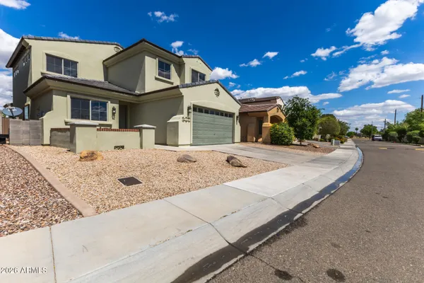 $599,999 | 2338 West Sierra Vista Drive, Phoenix, AZ 85015