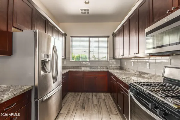 $599,999 | 2338 West Sierra Vista Drive, Phoenix, AZ 85015