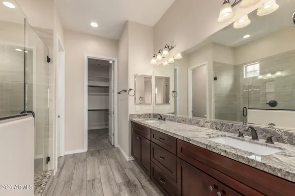 $599,999 | 2338 West Sierra Vista Drive, Phoenix, AZ 85015