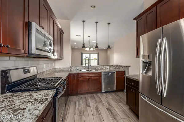 $599,999 | 2338 West Sierra Vista Drive, Phoenix, AZ 85015