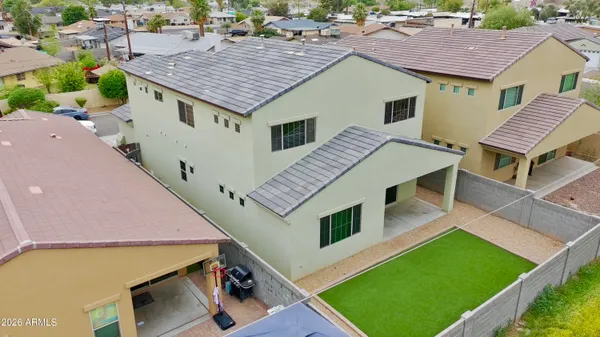 $599,999 | 2338 West Sierra Vista Drive, Phoenix, AZ 85015