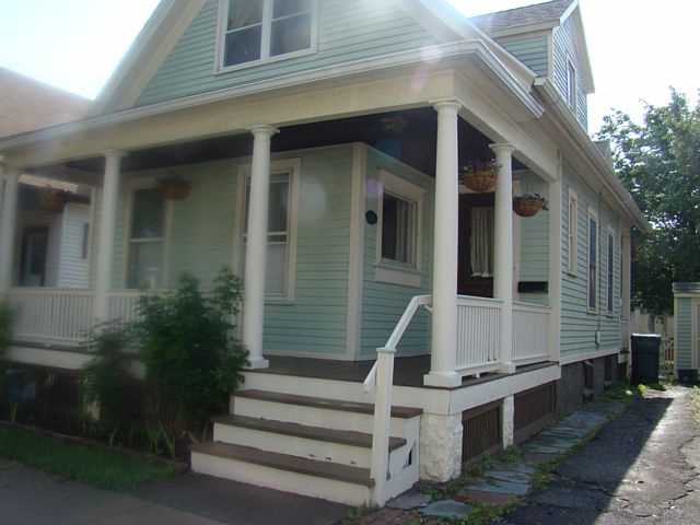68 Bloomfield Place, Unit 14620 Rochester, NY 14620 - Photo 1 of 1 Exterior Front