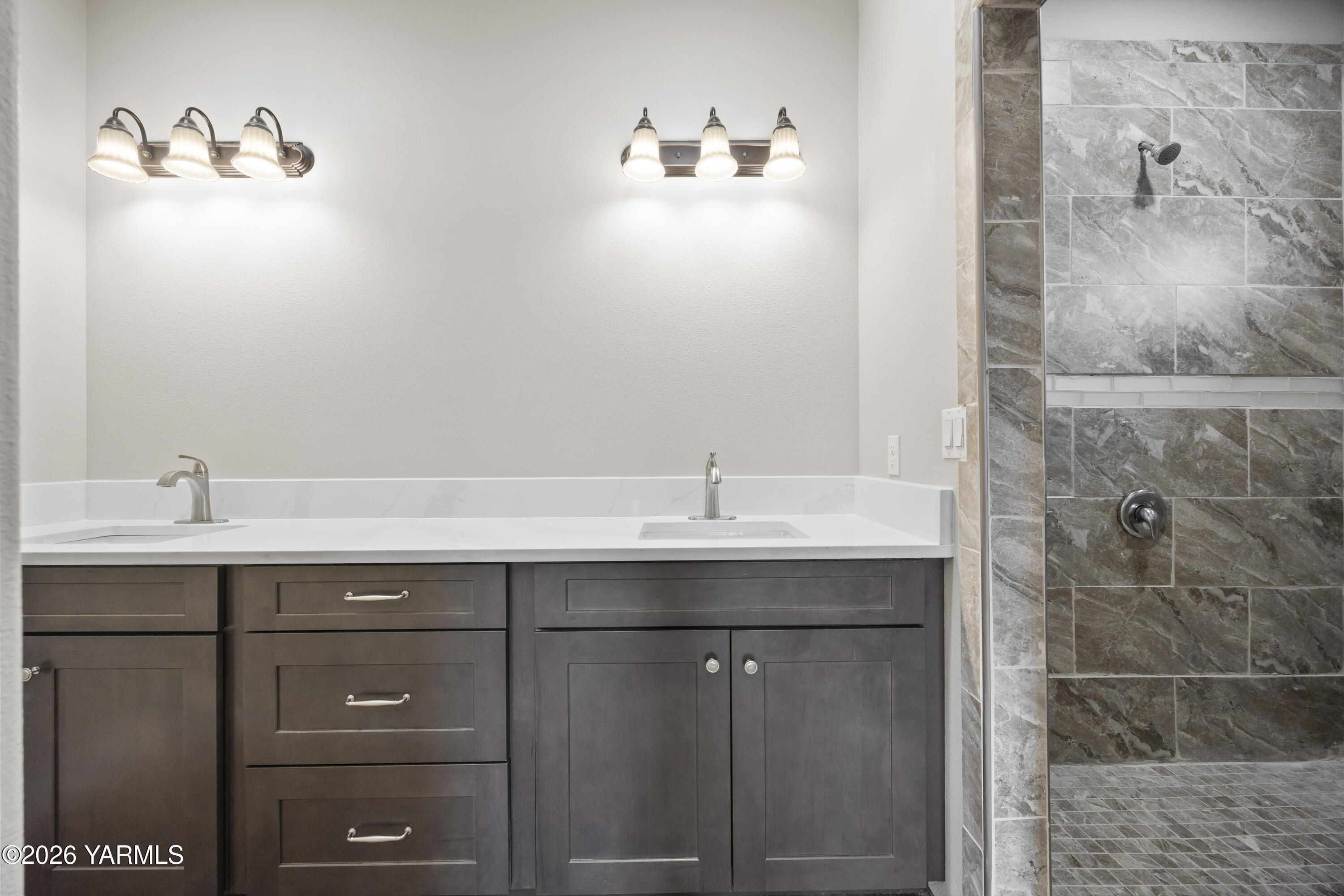 6133 South Moore Road Prosser, WA 99350 - Photo 34 of 54 a sink with a mirror