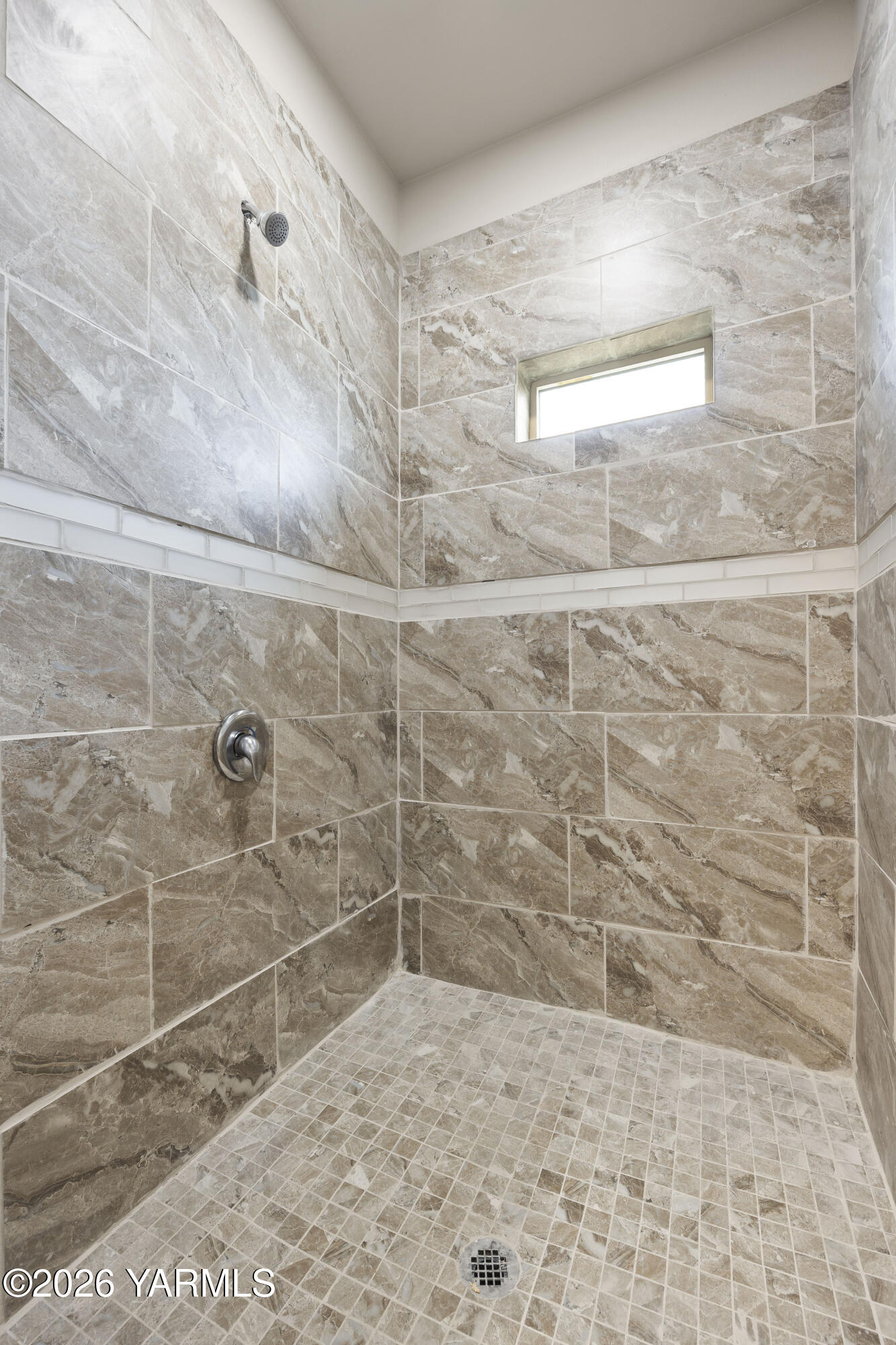 6133 South Moore Road Prosser, WA 99350 - Photo 35 of 54 a bathroom with a shower