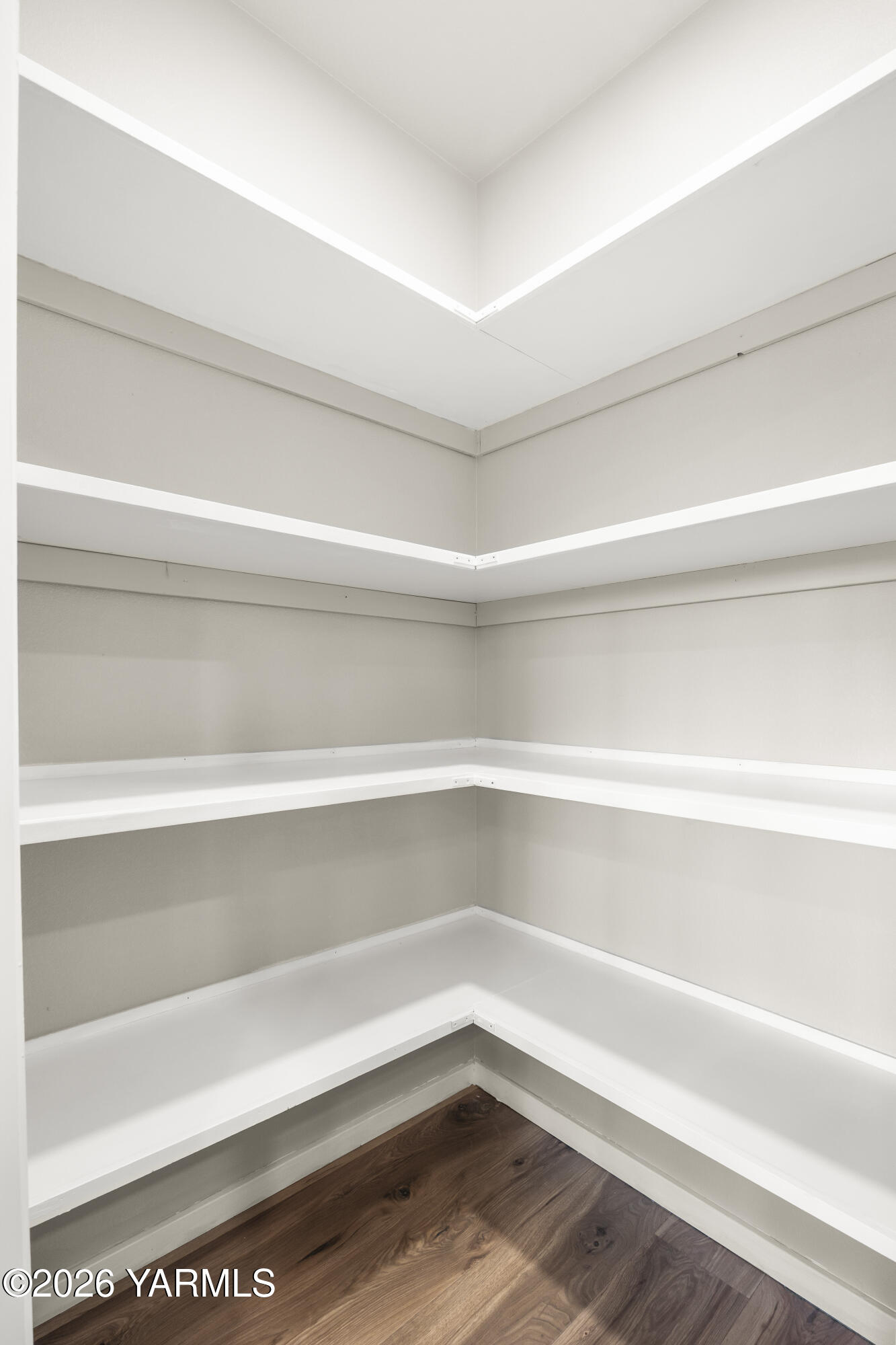 6133 South Moore Road Prosser, WA 99350 - Photo 38 of 54 a view of a closet