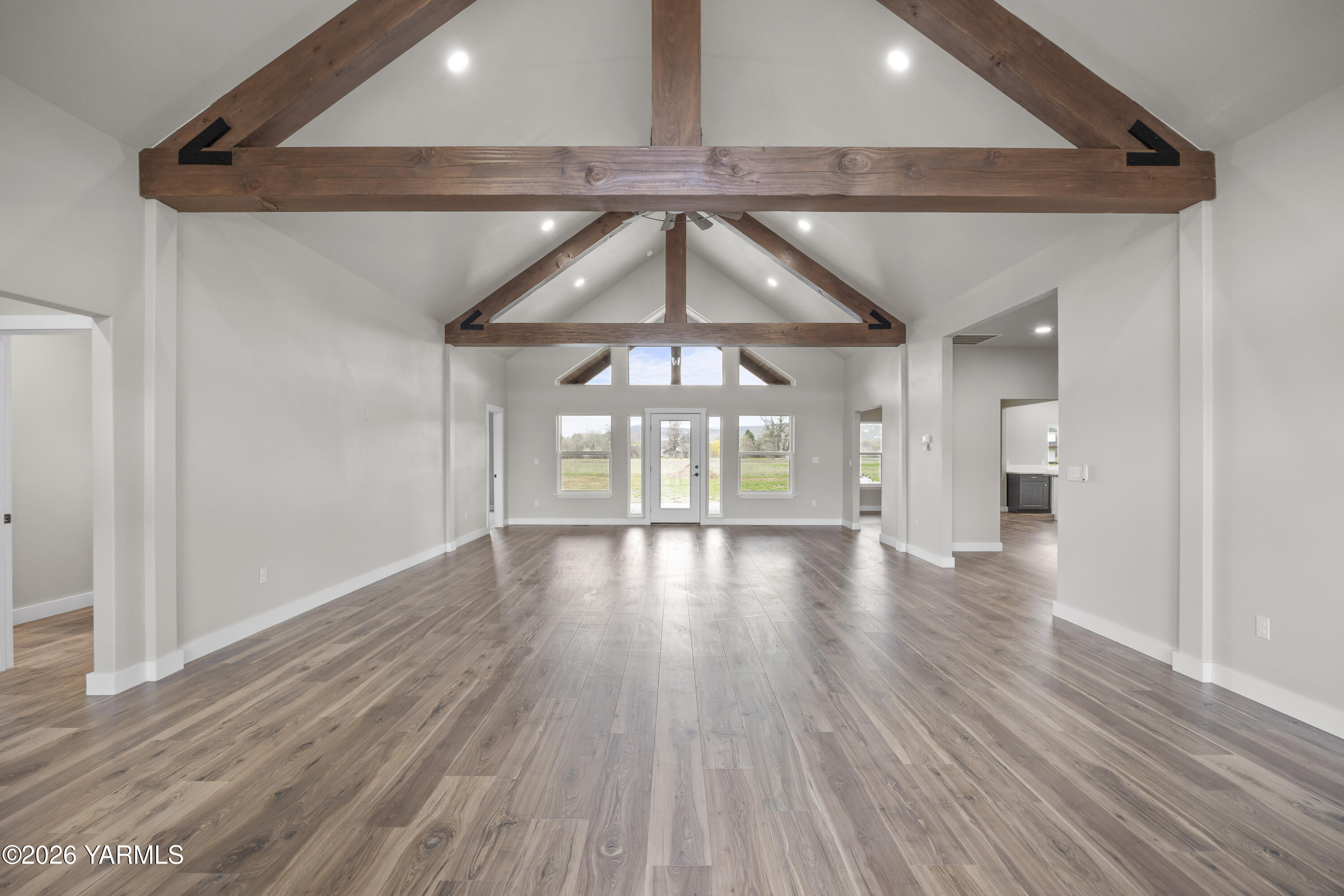 6133 South Moore Road Prosser, WA 99350 - Photo 10 of 54 a view of an entryway with wooden floor
