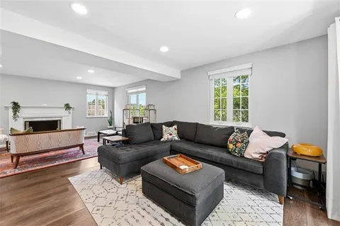 $456,000 | 331 Atlanta Drive, Pittsburgh, PA 15228